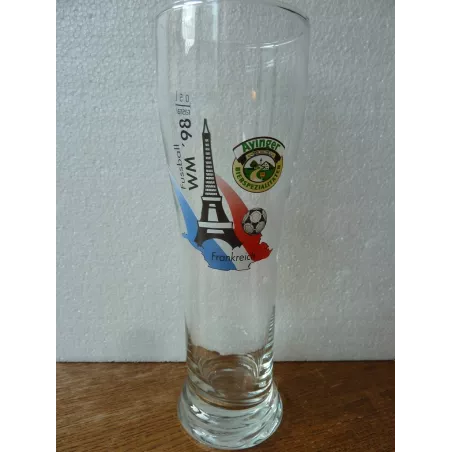 1 VERRE  AYINGER 50CL  HT 24CM  FOOT 98