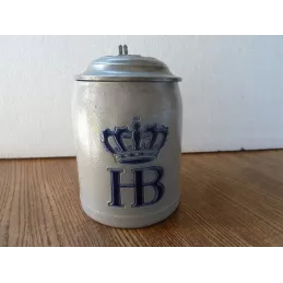 CHOPE GRES HB  HOFBRAUHAUS 25CL AVEC COUVERCLE HT 11CM