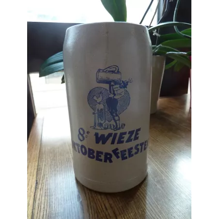 CHOPE GRES 1 LITRE 8em WIEZE OKTOBERFEESTEN  HT 18.40CM