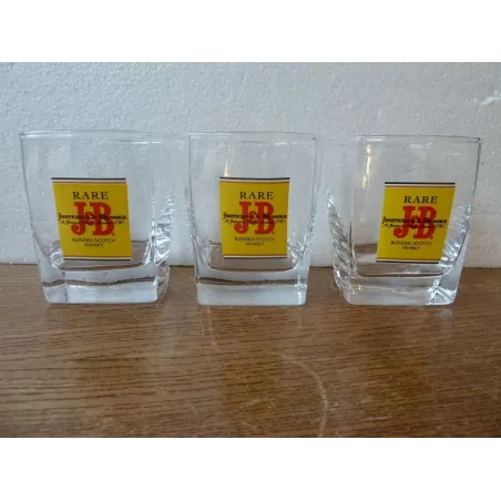 3 VERRES  J&B HT 8.80CM