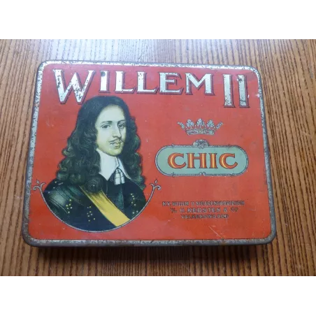 BOITE  CIGARETTES  WILLEM II  CHIC  14.40CM X11.20CM