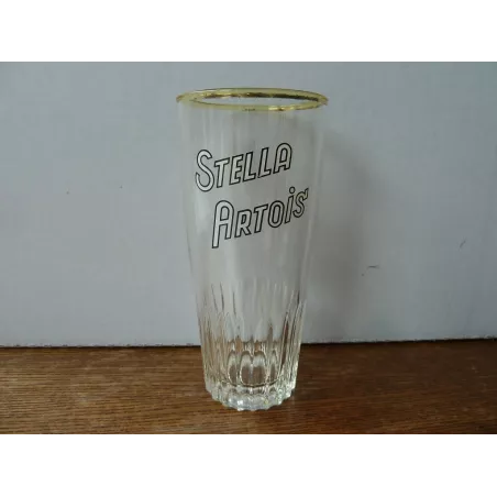 1 VERRE STELLA  ARTOIS 25CL HT 14.90CM