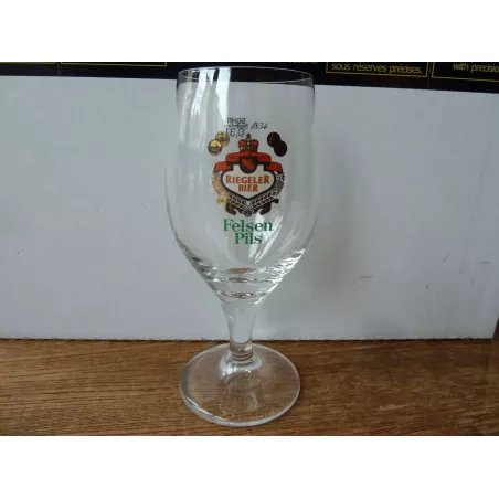 1 VERRE RIEGELER  BIER  FELSEN PILS  30CL HT 17.80CM