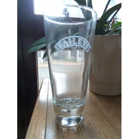 6 VERRES BAILEY'S 35CL HT.17.20CM