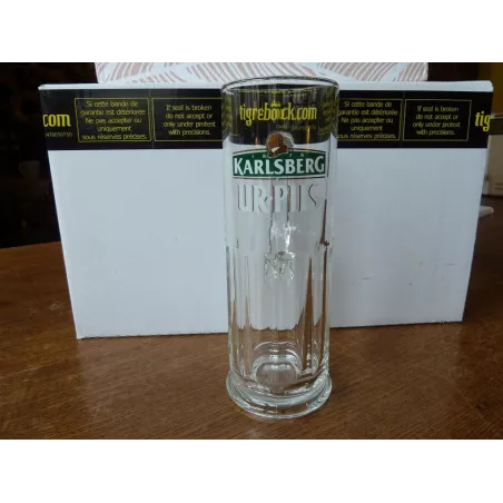 CHOPE KARLSBERG   UR-PILS  50CL HT 21.60CM