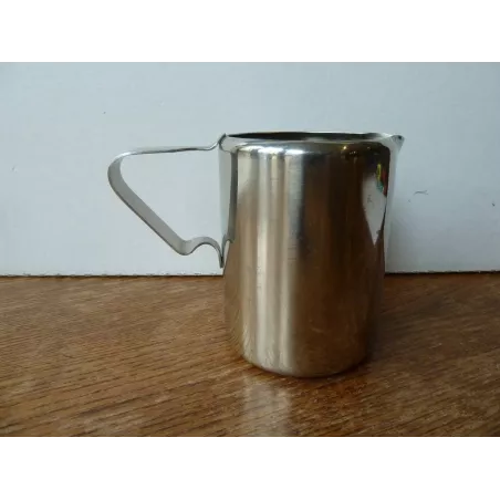 POT A LAIT EN INOX  HT 9CM