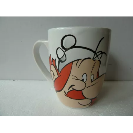 MUG OBELIX 25CL  HT 10.20CM ANNEE 2019