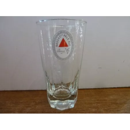 1 VERRE BASS  PALE -ALE  30CL HT 14.50CM