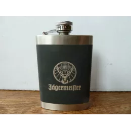 1 FLASQUE  JAGERMEISTER  10CM X7CM