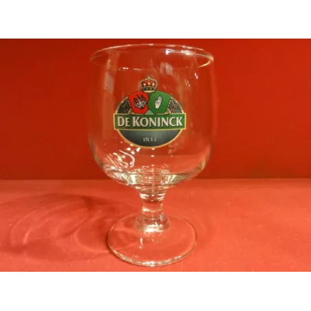 1 VERRE  DE KONINCK