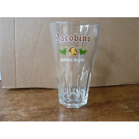 1 VERRE  JACOBINS 33CL HT.13.80CM