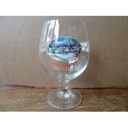 1 VERRE SCHUTZENBERGER  BIERE DE NOEL 25CL HT 13.70CM