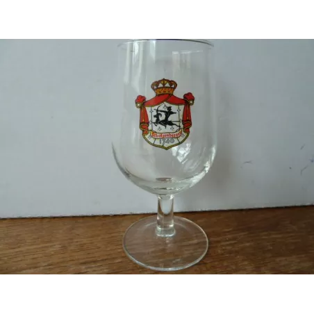 1 VERRE SCHUTZENBERGER  25CL HT 15.20CM