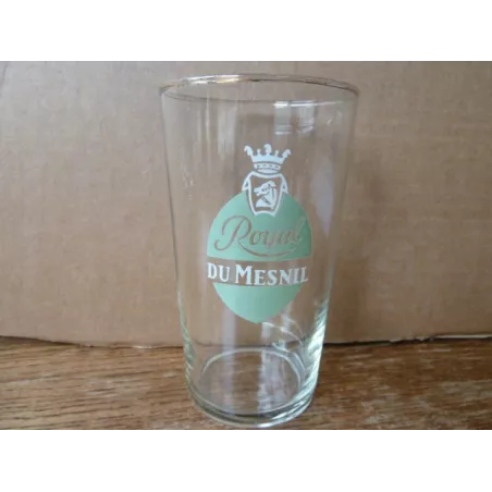 1 VERRE ROYAL DU MESNIL 25CL HT 11.80CM