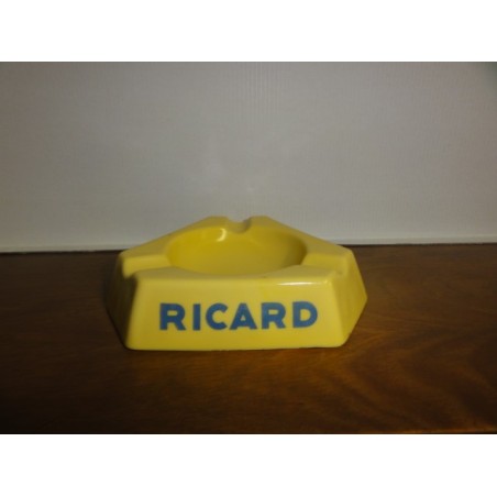 1 CENDRIER RICARD JAUNE