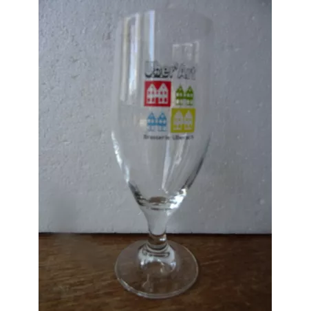 1 VERRE  UBER'ART BRASSERIE UBERACH25CL HT 17.50CM