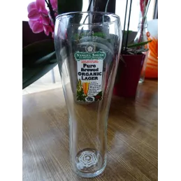 1 VERRE SAMUEL SMITH 50CL HT 21.50CM