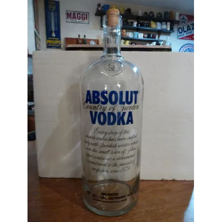 BOUTEILLE  VODKA  ABSOLUT 4.5L VIDE HT 45CM