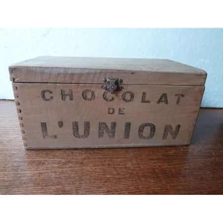 BOITE  DE CHOCOLAT DE L'UNION  20CM X10CM HT 9.50CM