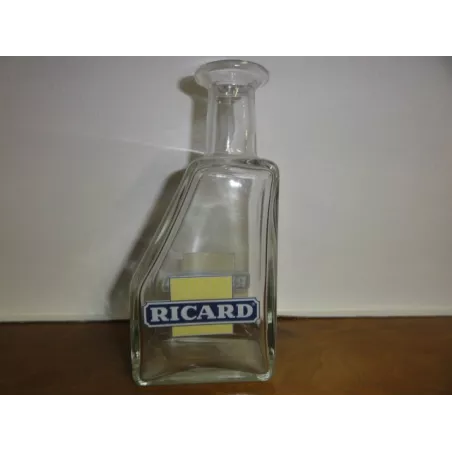 1 CARAFE RICARD LOGO  CARRE 1/2 LITRE