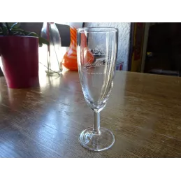 6 FLUTES  DE NEUVILLE  8/10CL HT 14.50CM