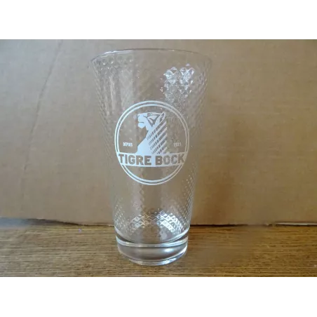 1 VERRE TIGREBOCK 25CL HT.13.80CM