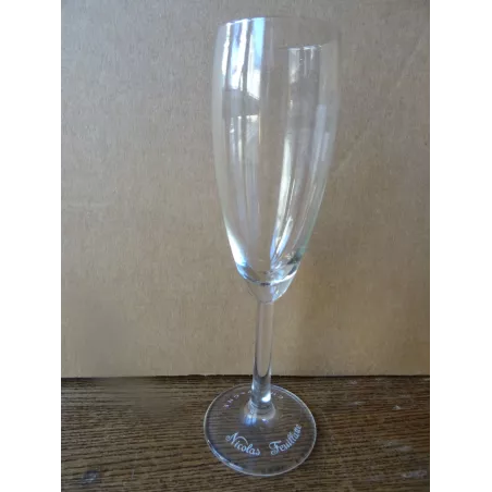 6 FLUTES  NICOLAS FEUILLATE 10CL HT 17.50CM