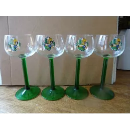 4 VERRES A VIN BLANC 12CLHT 16.50CM
