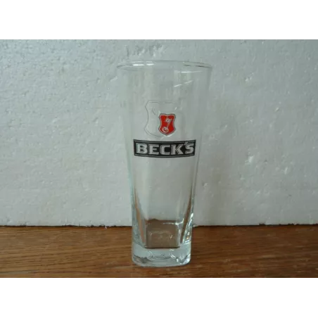 6 VERRES BECK'S 25CL HT 15.50CM