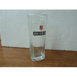 1 VERRE BECK'S 25CL HT. 15.50CM