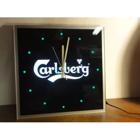 HORLOGE  CARLSBERG LUMINEUSE