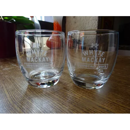 2 VERRES WHYTE MACKAY 17CL HT 8CM
