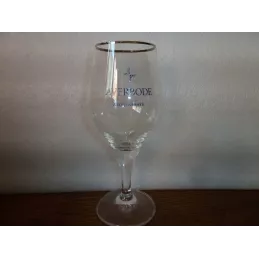 1 VERRE AVERBODE 15CL HT 17.20CM