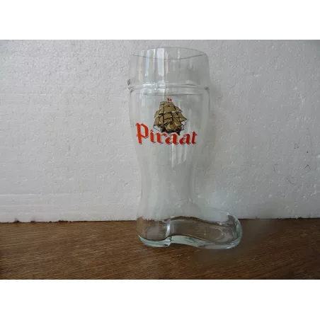 1 BOTTE PIRAAT  50CL  HT 19.60CM