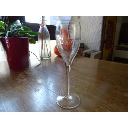 6 FLUTES  SIEUR D'ARQUES VINS DE LIMOUX 10CL HT.18.20CM