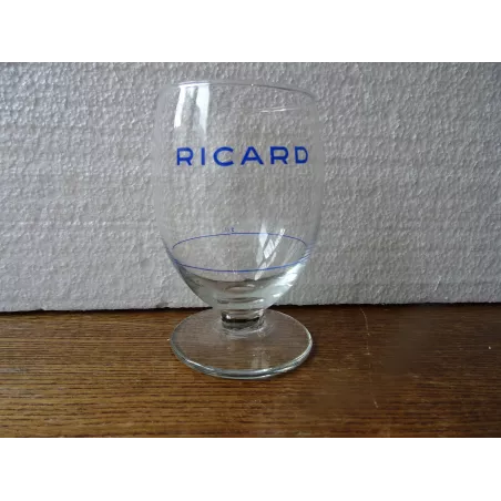 1 VERRE RICARD 17CL AVEC TRAIT A 2CL
