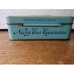 BOITE  CIGARETTES  PLAYERS NAVY CUT  12CM X8.20CMX4CM