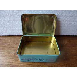 BOITE  CIGARETTES  PLAYERS NAVY CUT  12CM X8.20CMX4CM