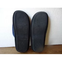 PAIRE DE MULES SIMPSONS TAILLE 45
