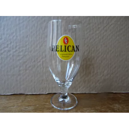 1 VERRE PELICAN PELFORTH 50CL  HT 20.30CM