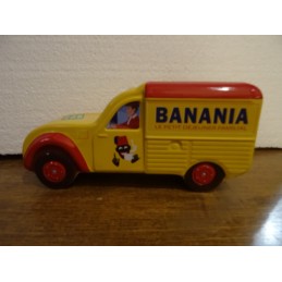 TIRELIRE BANANIA  20CM X7.50CM HT.9.20CM