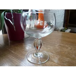 1 VERRE PORTER 58 25CL HT 14CM