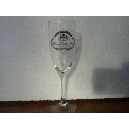 6 FLUTES CHAMPAGNE  THOMAS HATTE &FILS 10CL HT 17CM