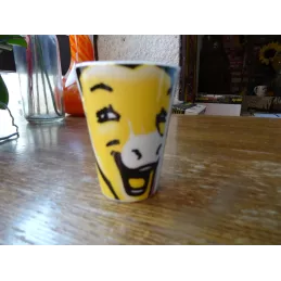 1 GOBELET VACHE QUI RIT  EN CERAMIQUE  HT 8CM