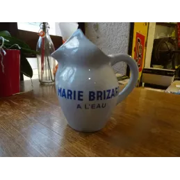 PICHET MARIE BRIZARD 1 LITRE  HT 19CM