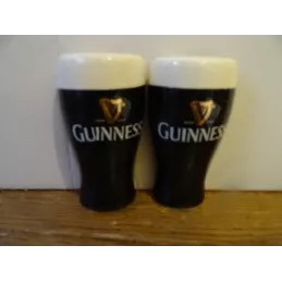 SEL+ POIVRE GUINNESS  HT 9.60CM EN CERAMIQUE