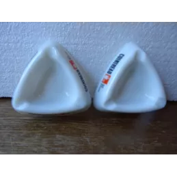 2 CENDRIERS COINTREAU 12.50CM X12.50CM X12.50CM
