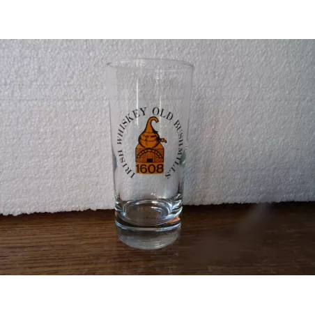 6 VERRES  IRISH  WHISKEY OLD BUSHMILLS  17CL HT 13CM