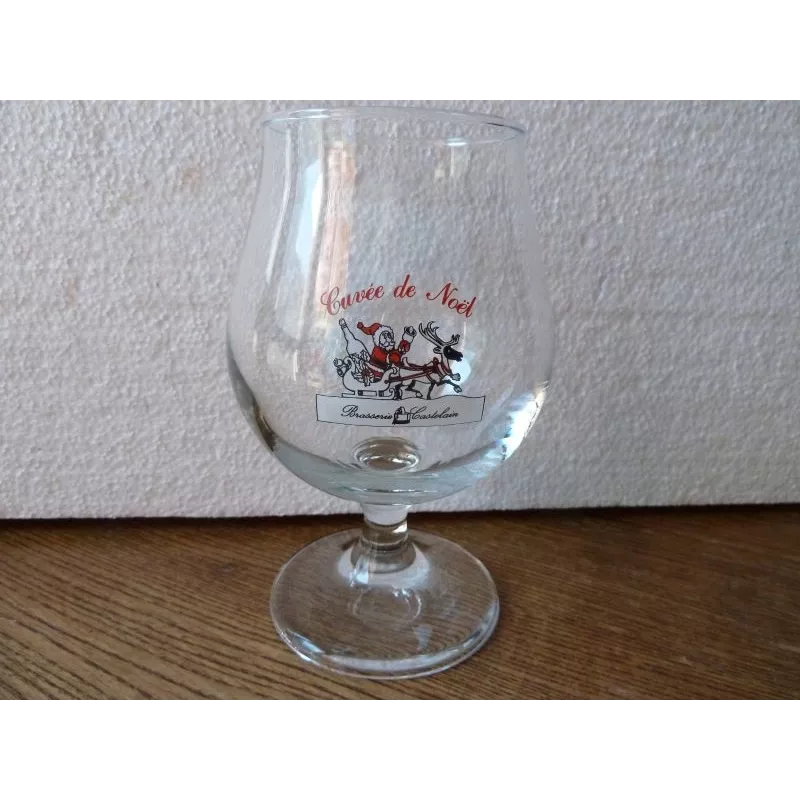VERRE CUVEE DE NOEL 33CL HT 15CM BRASSERIE CASTELAIN VERRE CUVEE DE NOEL 33CL HT 15CM BRASSERIE CASTELAIN