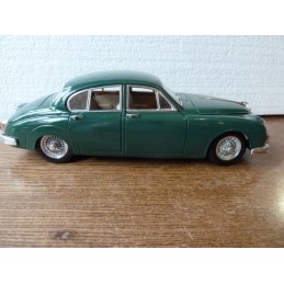 VOITURE  JAGUAR 1/18 MAISTO LONGUEUR 25CM